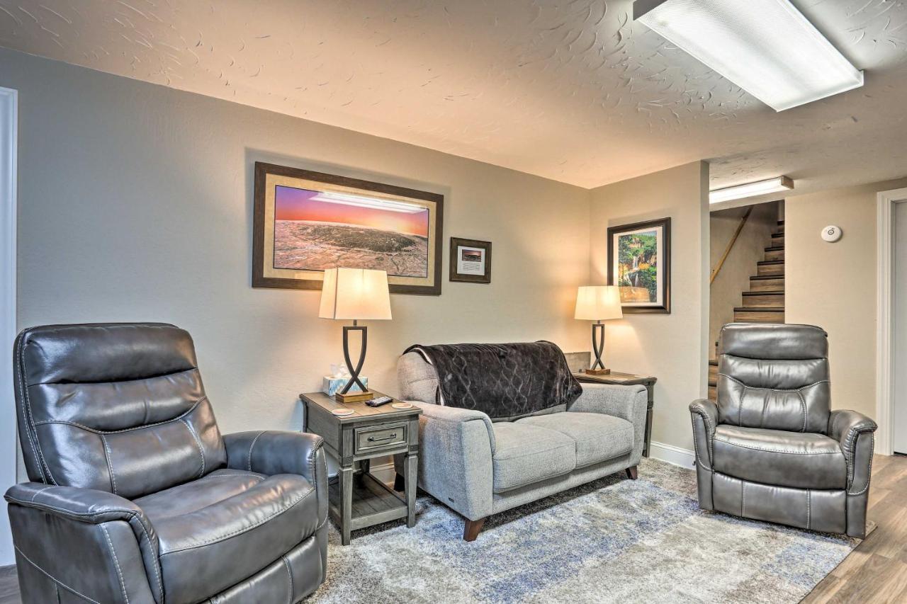 Centrally Located Sturgis Apt On Main St With Garage Bagian luar foto